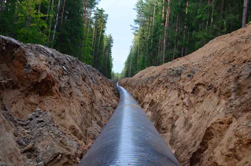 What length of pipeline is protected by a cathodic protection system?